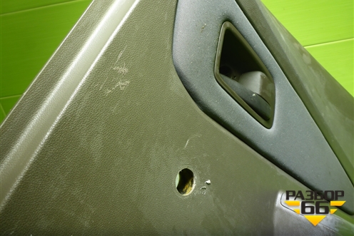 Обшивка двери задней правой под механику (94774804) для Chevrolet Cobalt с 2012г (Кобальт)