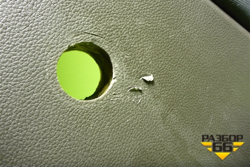 Обшивка двери задней правой под механику (94774804) для Chevrolet Cobalt с 2012г (Кобальт)