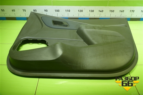 Обшивка двери передней правой под электрику (94778751) для Chevrolet Cobalt с 2012г (Кобальт)