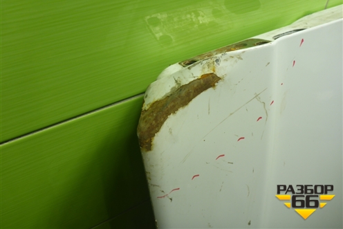 Дверь левая (810626004125) для Sitrak C7H (С7Н)