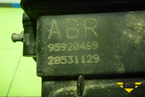 Корпус воздушного фильтра (1.5л B15D2) (95920469) для Chevrolet Cobalt с 2012г (Кобальт)