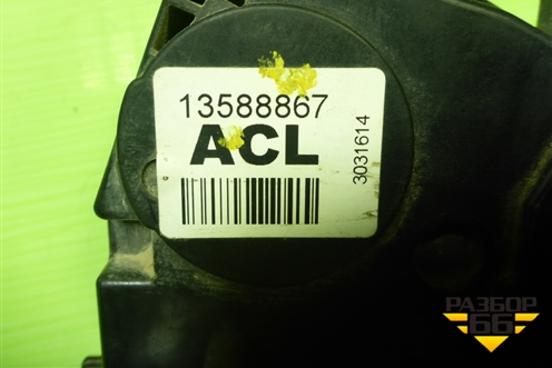 Замок двери задней правой (13588867) для Chevrolet Cobalt с 2012г (Кобальт)