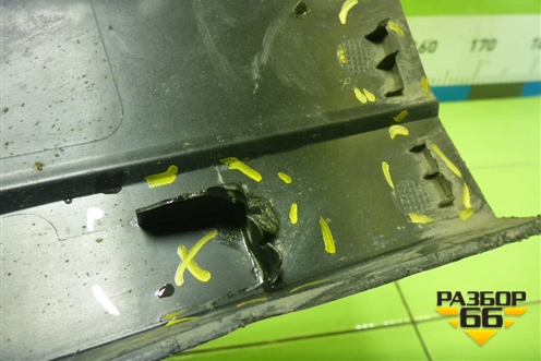 Накладка кабины левая  (843MAA00001) для DAYUN CGC4250