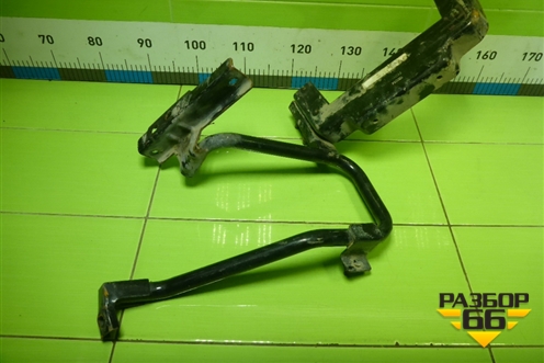 Кронштейн подножки  (левый) (845MAA01130) для DAYUN CGC4250