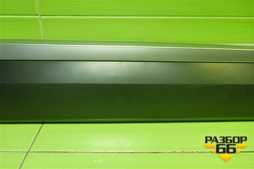 Накладка двери передней правой (новая) (8889688743) для Geely Monjaro с 2021г (Монджаро)