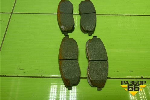 Колодки тормозные передние (новые) (4106089E90) для Nissan Teana (J32) с 2008-2013г (Теана)