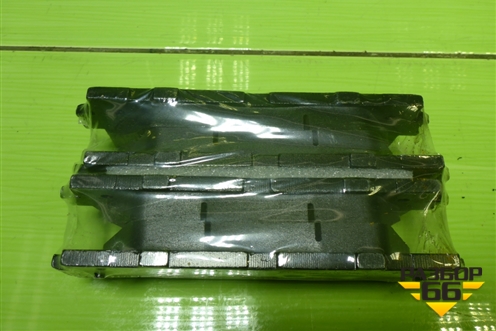 Колодки тормозные передние (новые) (0446533450) для Toyota Camry V40 с 2006-2011г (Камри)