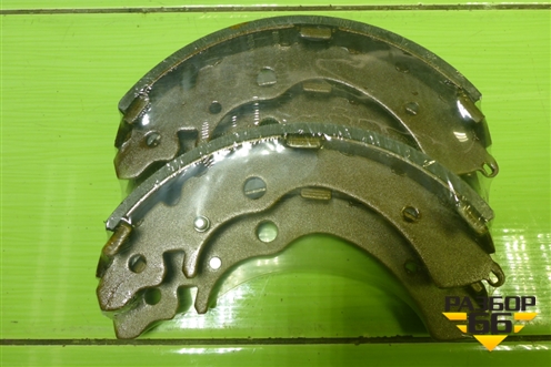 Колодки тормозные задние (новые) (43153SM4A01) для Honda HR-V(GH) с 1999-2005г (АшРВ)