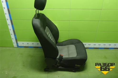 Сиденья комплект (5ти дверный хетчбэк AIR BAG подогрев) для Kia Ceed с 2012-2018г (Сид 2)