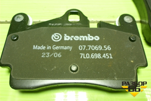 Колодки тормозные задние (новые) (7L0698451) для Audi Q7 c 2005-2015г (Ку 7)