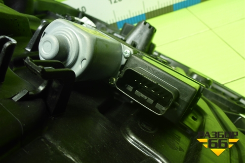 Стеклоподъёмник электрический передний правый (5ти дверный кузов) для Kia Ceed с 2012-2018г (Сид 2)