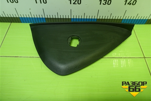 Накладка на торпедо (боковая правая) (84786A2000) для Kia Ceed с 2012-2018г (Сид 2)