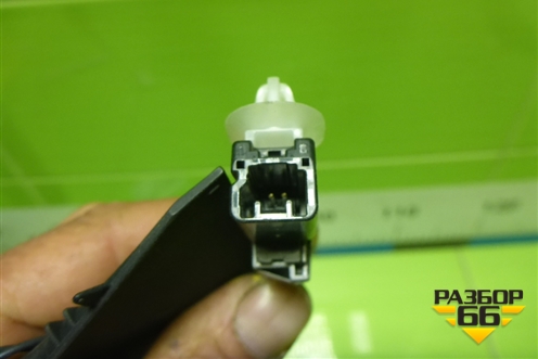 Кронштейн (на лобовое стекло под камеру) (8646133020) для Toyota Camry V70 с 2017г (Камри)