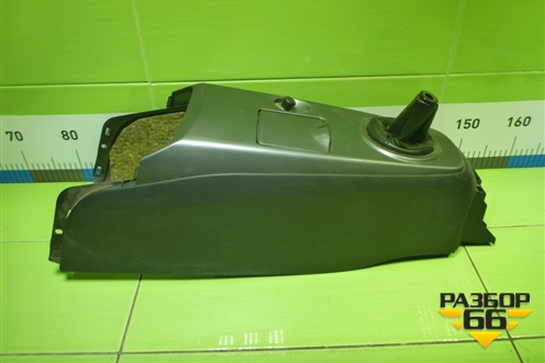 Консоль (MR532835) для Mitsubishi Lancer-9  с 2003-2008г (Лансер)