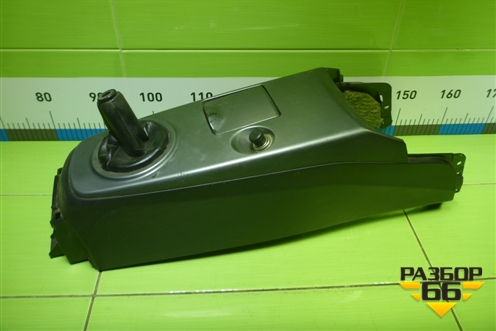 Консоль (MR532835) для Mitsubishi Lancer-9  с 2003-2008г (Лансер)