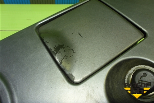 Консоль (MR532835) для Mitsubishi Lancer-9  с 2003-2008г (Лансер)