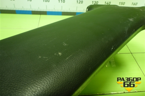 Обшивка стойки центральная нижняя левая (MR444207) для Mitsubishi Lancer-9  с 2003-2008г (Лансер)