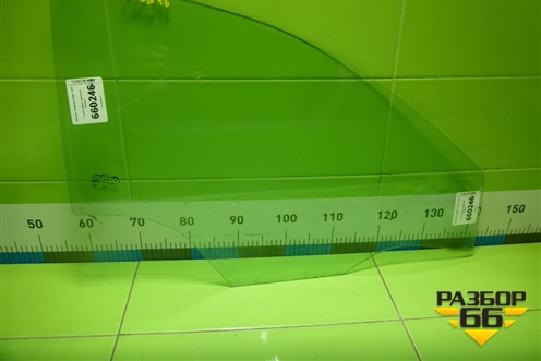 Стекло двери передней правой для Chevrolet Cobalt с 2012г (Кобальт)