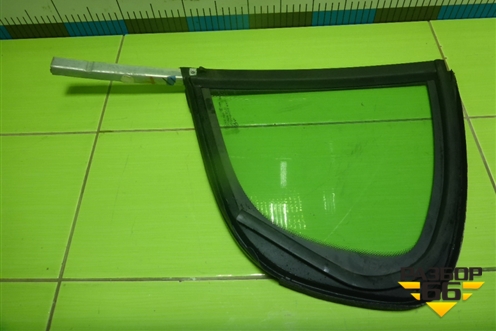 Стекло двери задней правой форточка для Peugeot 408 с 2012г