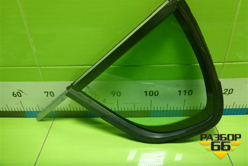 Стекло двери задней левой форточка для Peugeot 408 с 2012г