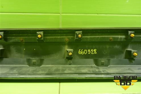 Накладка двери передней правой (TK4951RA1) для Mazda CX 9 с 2017г (СХ9)