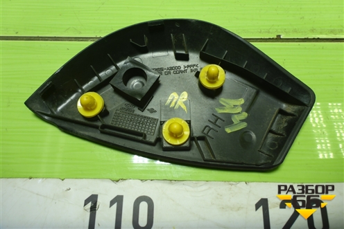 Накладка двери передней правой уголок (87661A2000) для Kia Ceed с 2012-2018г (Сид 2)