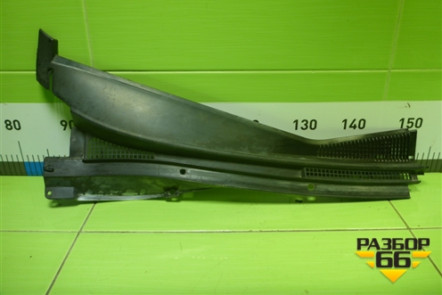 Решетка стеклоочистителей правая (MR533286) для Mitsubishi Lancer-9  с 2003-2008г (Лансер)