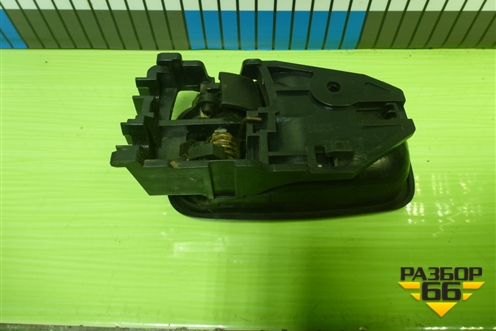 Ручка внутренняя двери передней правой для Mitsubishi Lancer-9  с 2003-2008г (Лансер)