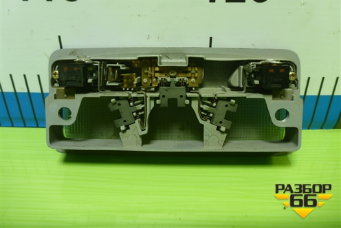 Плафон салонный передний (MR330450) для Mitsubishi Lancer-9  с 2003-2008г (Лансер)