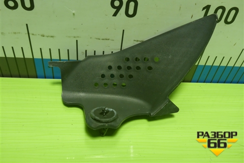 Молдинг лобового стекла нижний правый (94768564) для Chevrolet Cobalt с 2012г (Кобальт)