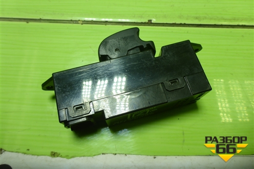 Кнопка стеклоподъёмника (8608A101) для Mitsubishi Lancer-9  с 2003-2008г (Лансер)