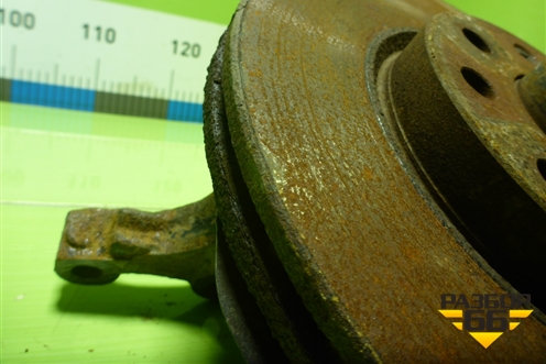 Кулак поворотный передний левый для Opel Corsa D с 2006-2014г (Корса Д)