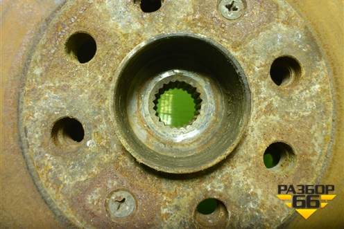 Кулак поворотный передний правый для Opel Corsa D с 2006-2014г (Корса Д)