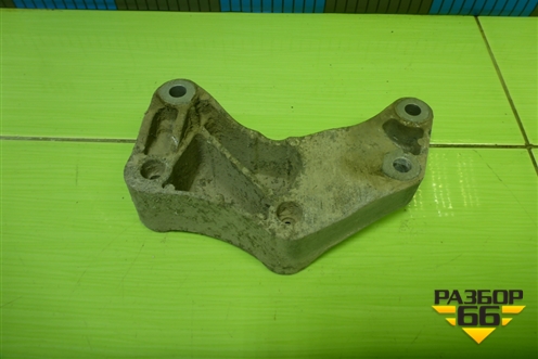 Кронштейн КПП левый (13185906) для Opel Corsa D с 2006-2014г (Корса Д)