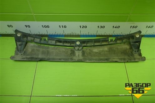 Кронштейн заднего бампера центральный (13179908) для Opel Corsa D с 2006-2014г (Корса Д)