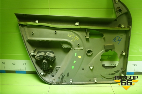 Обшивка двери передней правой под механику (до 2009г) (8200576879) для Renault Logan с 2004-2015г (Логан)