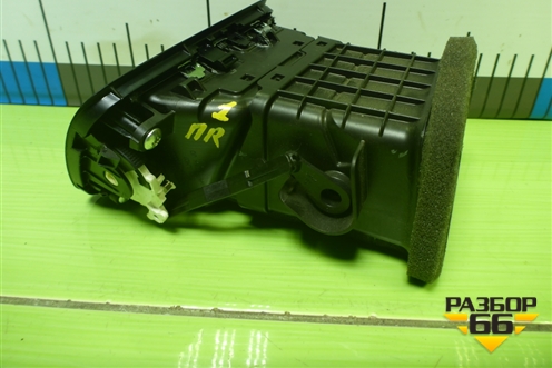 Дефлектор воздушный правый (97490A2000WK) для Kia Ceed с 2012-2018г (Сид 2)