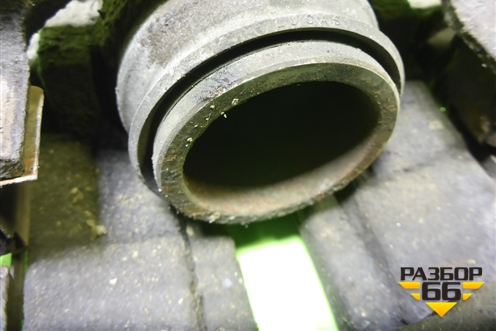 Суппорт передний левый для Renault Logan с 2004-2015г (Логан)