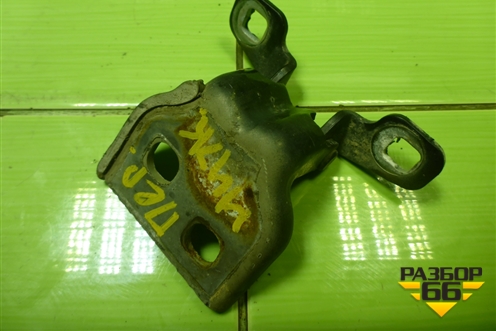 Петля двери передней правой нижняя для Renault Logan с 2004-2015г (Логан)