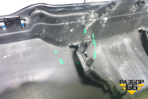 Накладка переднего бампера центральная (6405A240ZZ) для Mitsubishi Eclipse Cross с 2017г (Эклипс Кросс)