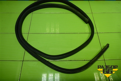 Уплотнитель двери задней правой для Renault Logan с 2004-2015г (Логан)