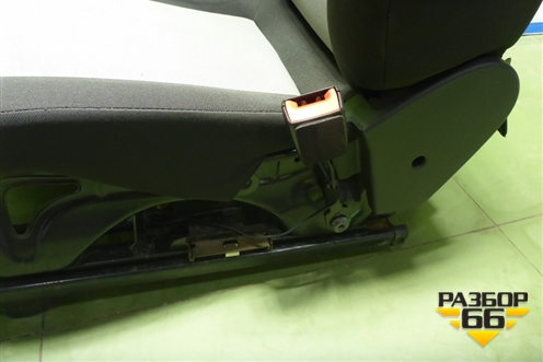 Сиденье переднее правое с AIR BAG (с подогревом) для Chevrolet Cruze c 2009-2015г (Круз)