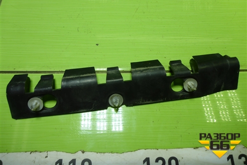 Кронштейн заднего бампера правый (8200301495) для Renault Logan с 2004-2015г (Логан)