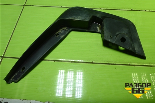 Брызговик передний правый для Renault Logan с 2004-2015г (Логан)