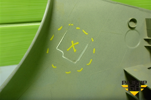 Обшивка стойки задняя верхняя правая (5ти дверный кузов) (13180611) для Opel Corsa D с 2006-2014г (Корса Д)