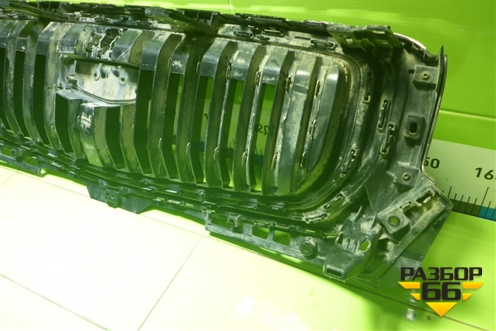 Решетка радиатора (8889607258) для Geely Monjaro с 2021г (Монджаро)