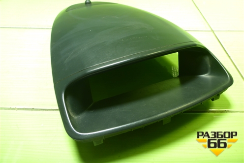 Накладка на торпедо (верхняя под дисплей) (13205164) для Opel Corsa D с 2006-2014г (Корса Д)