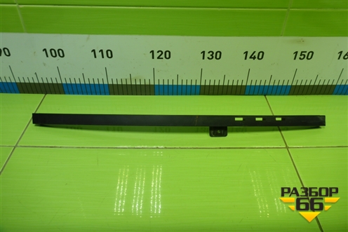 Направляющая стекла задней правой двери (13250353) для Opel Corsa D с 2006-2014г (Корса Д)