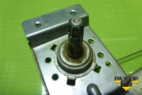 Стеклоподъёмник механический задний правый (13188501) для Opel Corsa D с 2006-2014г (Корса Д)