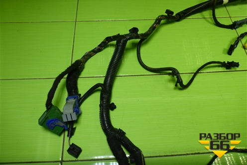 Проводка салонная (под торпедо) (13268808) для Opel Corsa D с 2006-2014г (Корса Д)